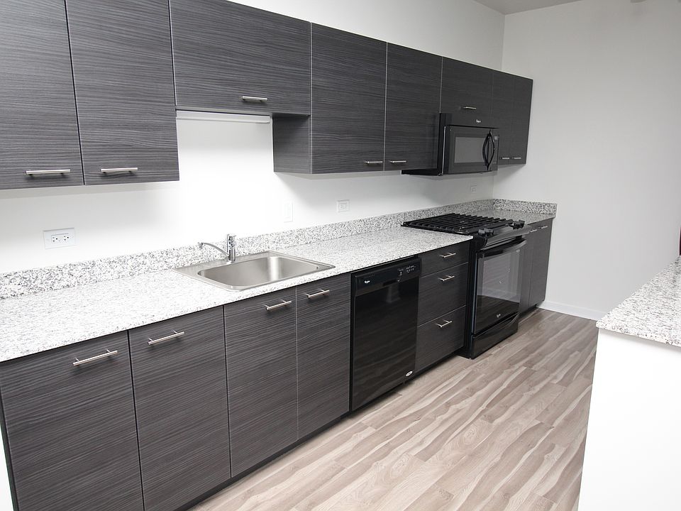 1st image of 807 Lasalle St #13