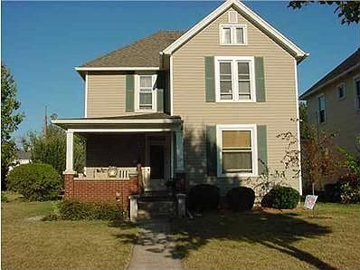 1st image of 129 Schonhardt St