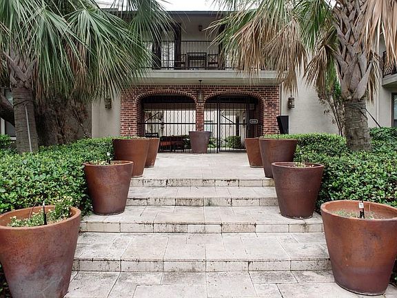 2nd image of 5816 Birchbrook Dr APT 213