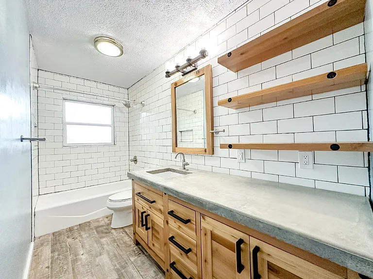 2608 Raleigh Ave — Photo 13