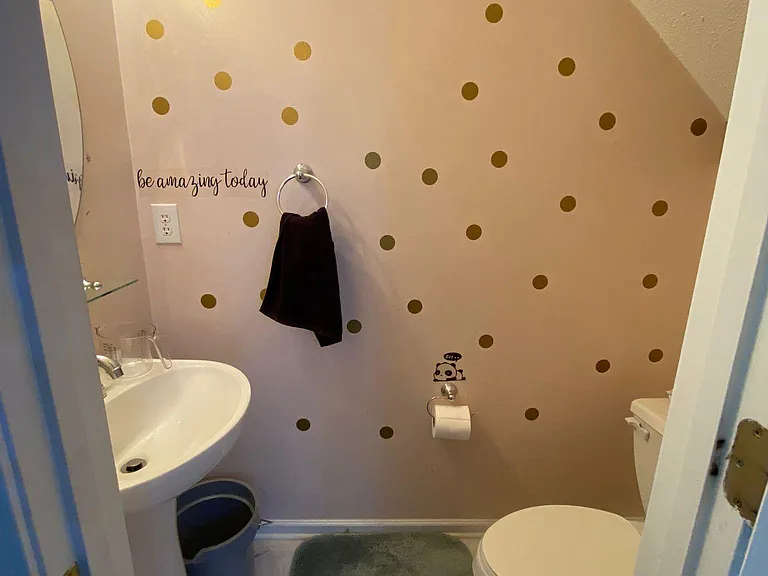 half bath down stairs