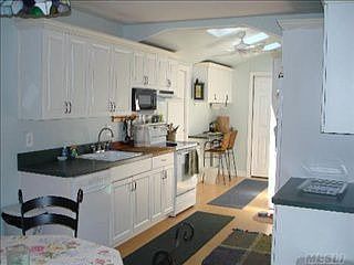 1st image of 42 Hopewell Dr