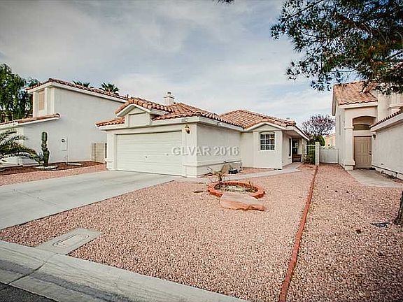 4th image of 3332 Stacey Lyn Dr