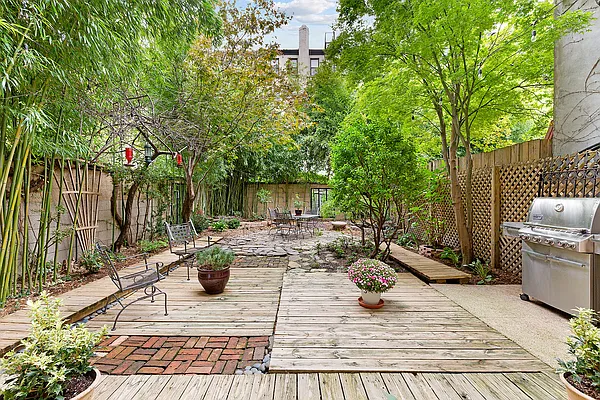 Sold by Corcoran | media 5