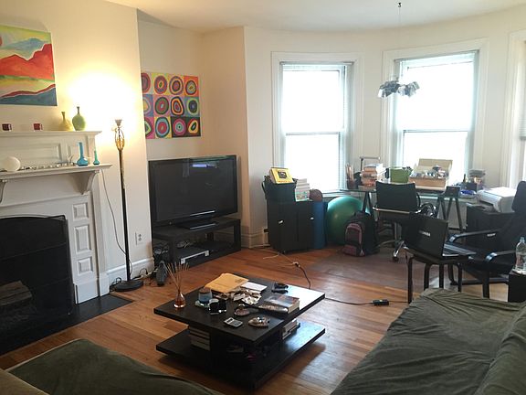 3rd image of 258 Marlborough St #33F
