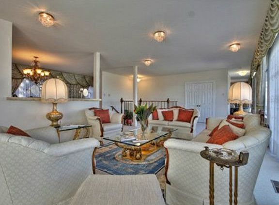 2nd image of 101 Alta Vista Way