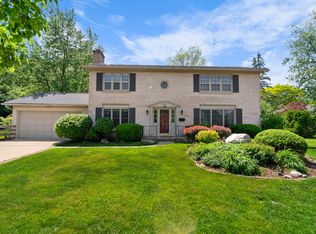 2460 Picadilly Cir, Ann Arbor, MI 48103
