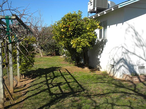 2nd image of 10501 Malvasia Dr