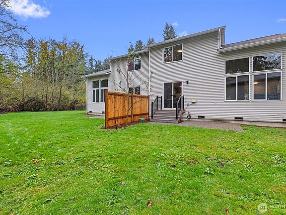 3rd image of 11318 27th Avenue SE