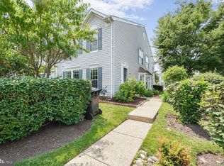 9352 Wax Myrtle Way, Manassas, VA 20110