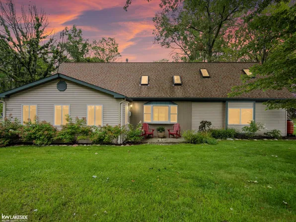 170 Coney Ave, Harsens Island, MI 48028