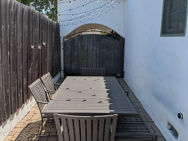8339 Holy Cross Pl — Photo 34