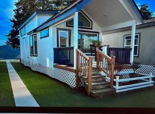 55109 Watchbird Dr, Bandon, OR 97411