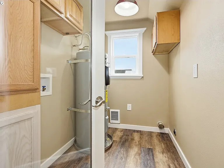 503 S Washington St — Photo 30