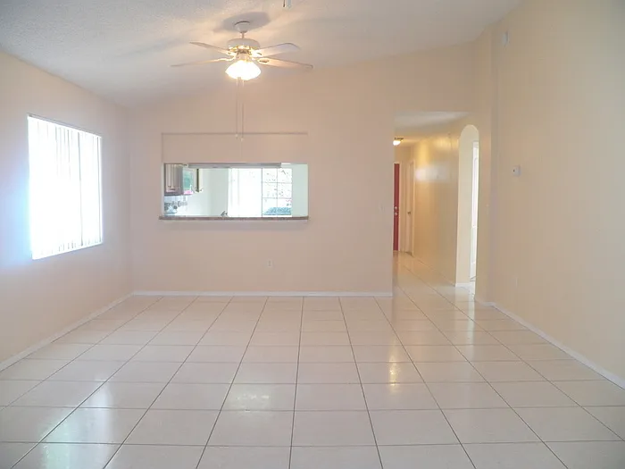 411 Abigail Rd — Photo 2