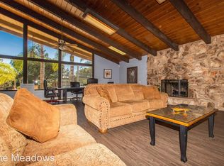 1150 Meadow Lake Dr APT 11, Vista, CA 92084