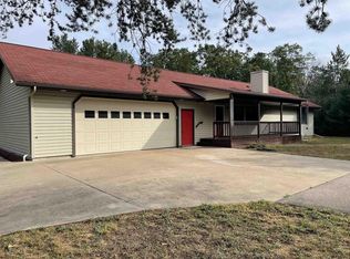 1654 Campfire Rd, Nekoosa, WI 54457