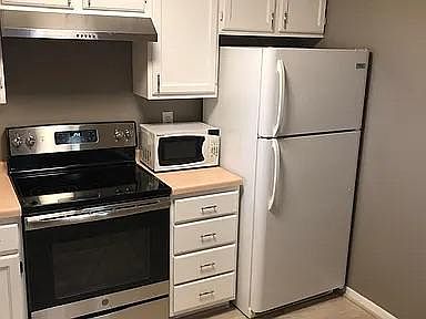 1st image of 1561 Wheelock Ln APT 202