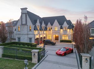 クロード・モネ、GARDEN HOUSE ON THE BANKS OF THE VanDusen Botanical Garden Visitor Centre - Ecohome