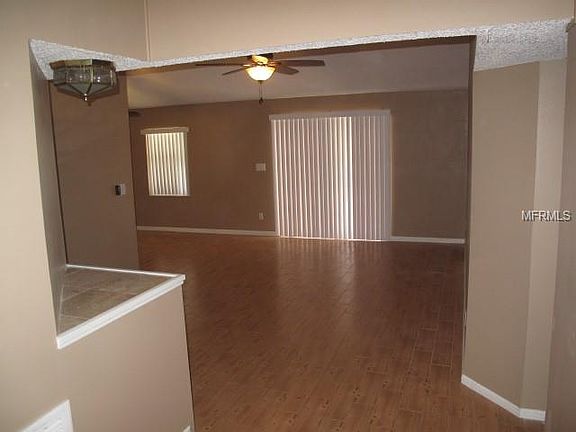 3rd image of 1322 Sleepy Hollow Ct