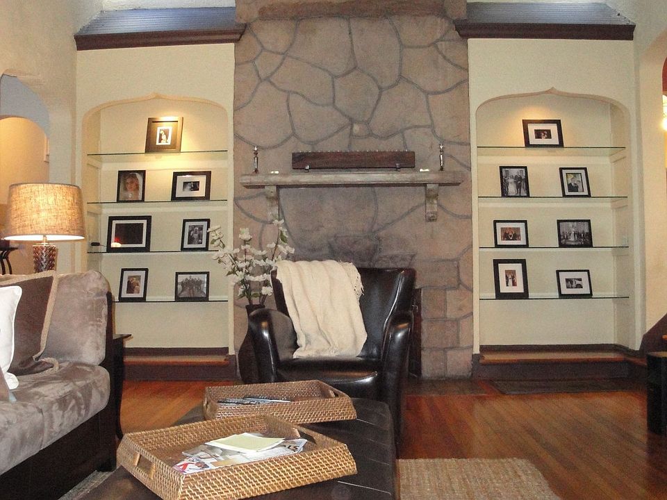1st image of 908 S Summerlin Ave