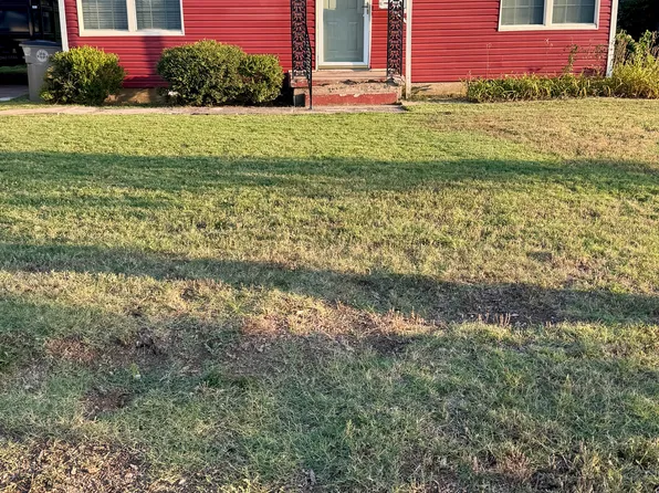 2108 NW Arlington Ave, Lawton, OK 73507