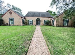 12935 Larch Ln, Beaumont, TX 77713