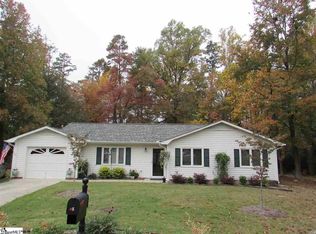 5 Woodcove Ct, Greenville, SC 29615