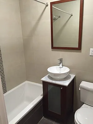 Rented by Evergreen Apartments BK | media 16