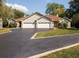 1529 Wood St, Crete, IL 60417