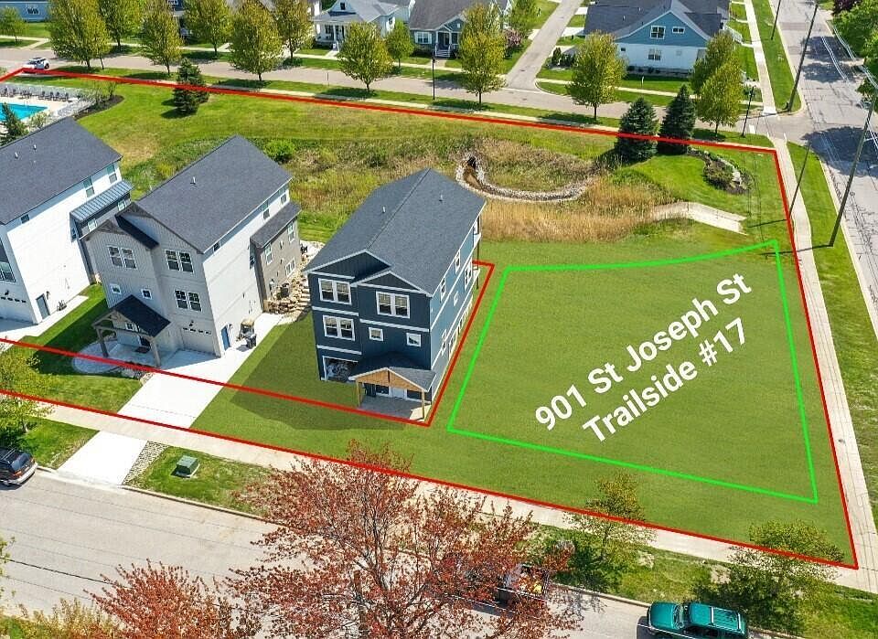 1st image of 901 Saint Joseph St