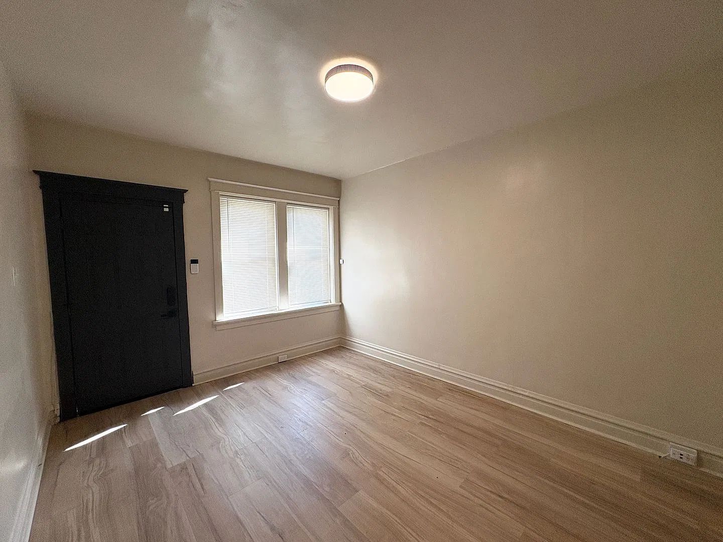 4521 Pennsylvania Ave #1f | Saint Louis 63111 — Photo 2