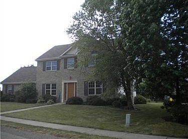 3rd image of 200 Saint Andrew Ct