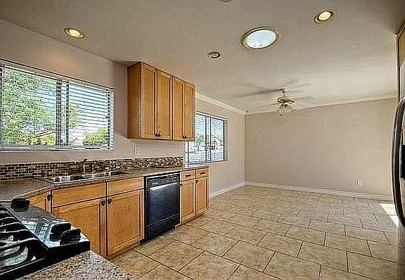 Kitchen & Dining Room
