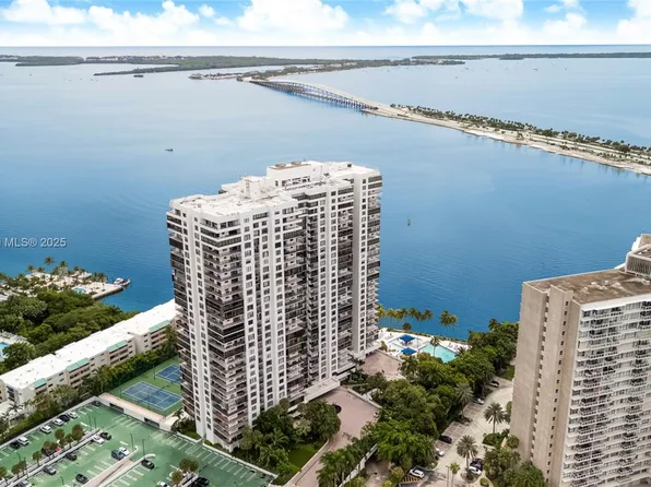 2333 Brickell Ave, Miami, FL