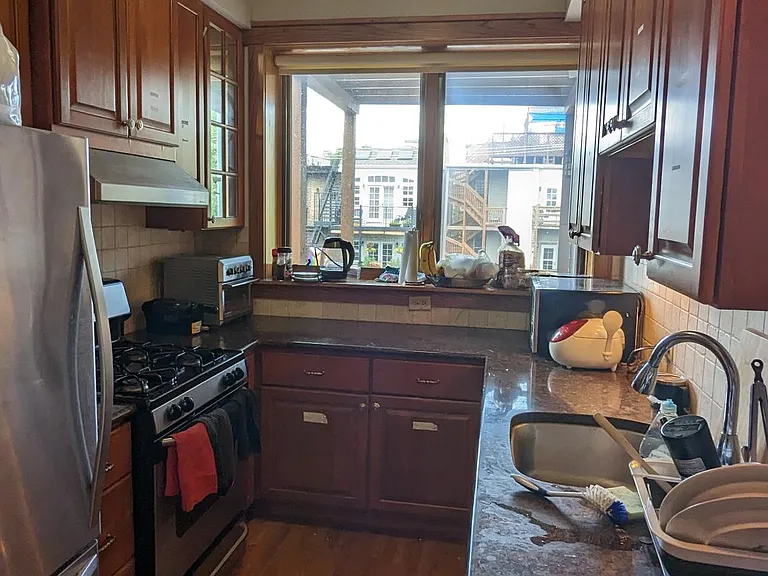 658 W Aldine Ave #3 — Photo 26