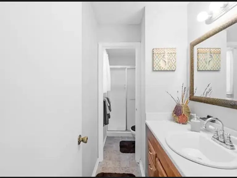 3100 Sturbridge Ct — Photo 4