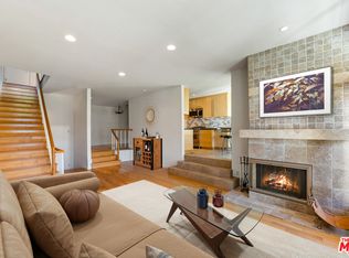 17087 Palisades Cir, Pacific Palisades, CA 90272
