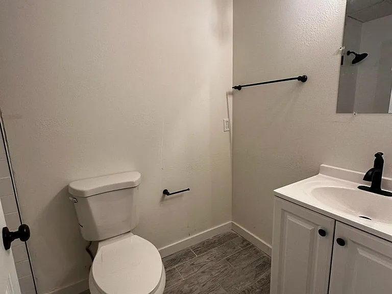 Apartments in the HEart of downtown Bozeman! — Photo 21