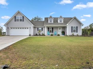 203 Gelynda Ct, Holly Ridge, NC 28445