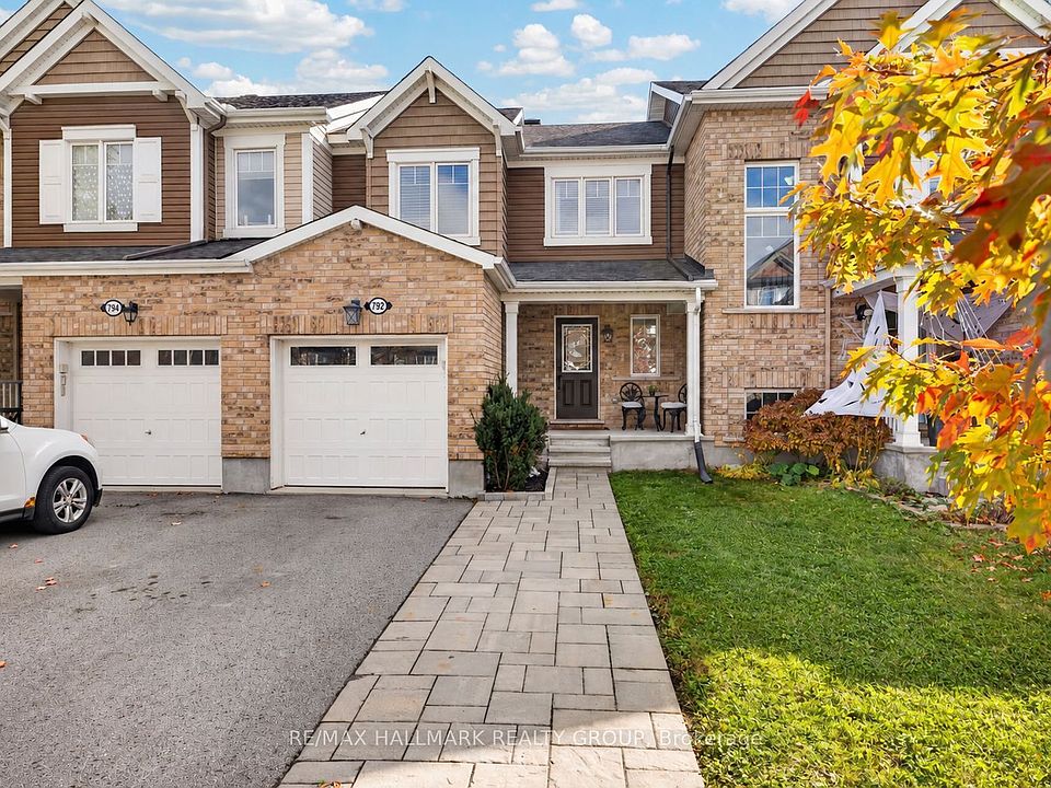 1st image of 792 Mayfly Cres