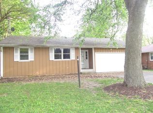 6388 E Flora St, Kankakee, IL 60901