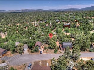 1324 Flintridge Ave, Big Bear Lake, CA 92315