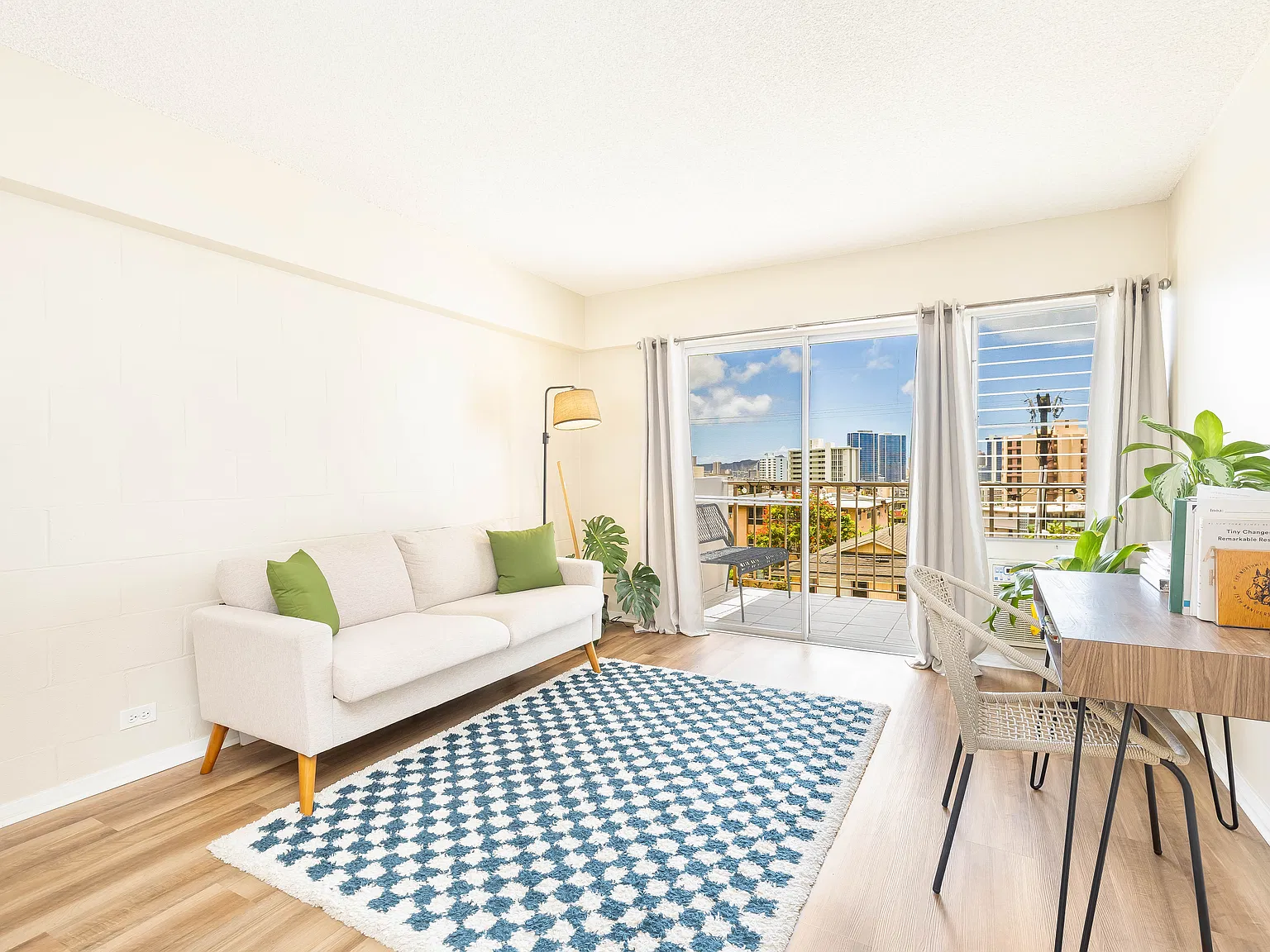 1 bed, 588 sqft, $2,700 — Photo 3