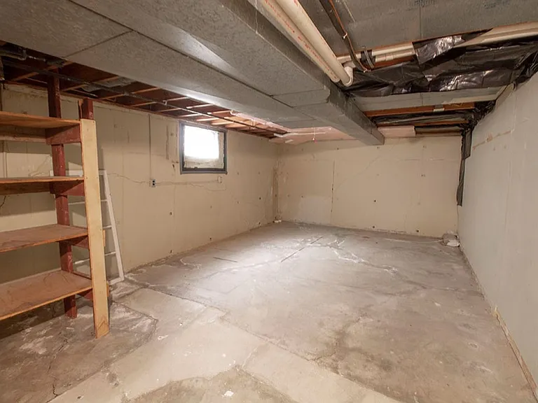 2207 Bushnell Dr — Photo 41