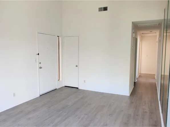 18126 Sundowner Way Unit 1142, Santa Clarita, CA 91387