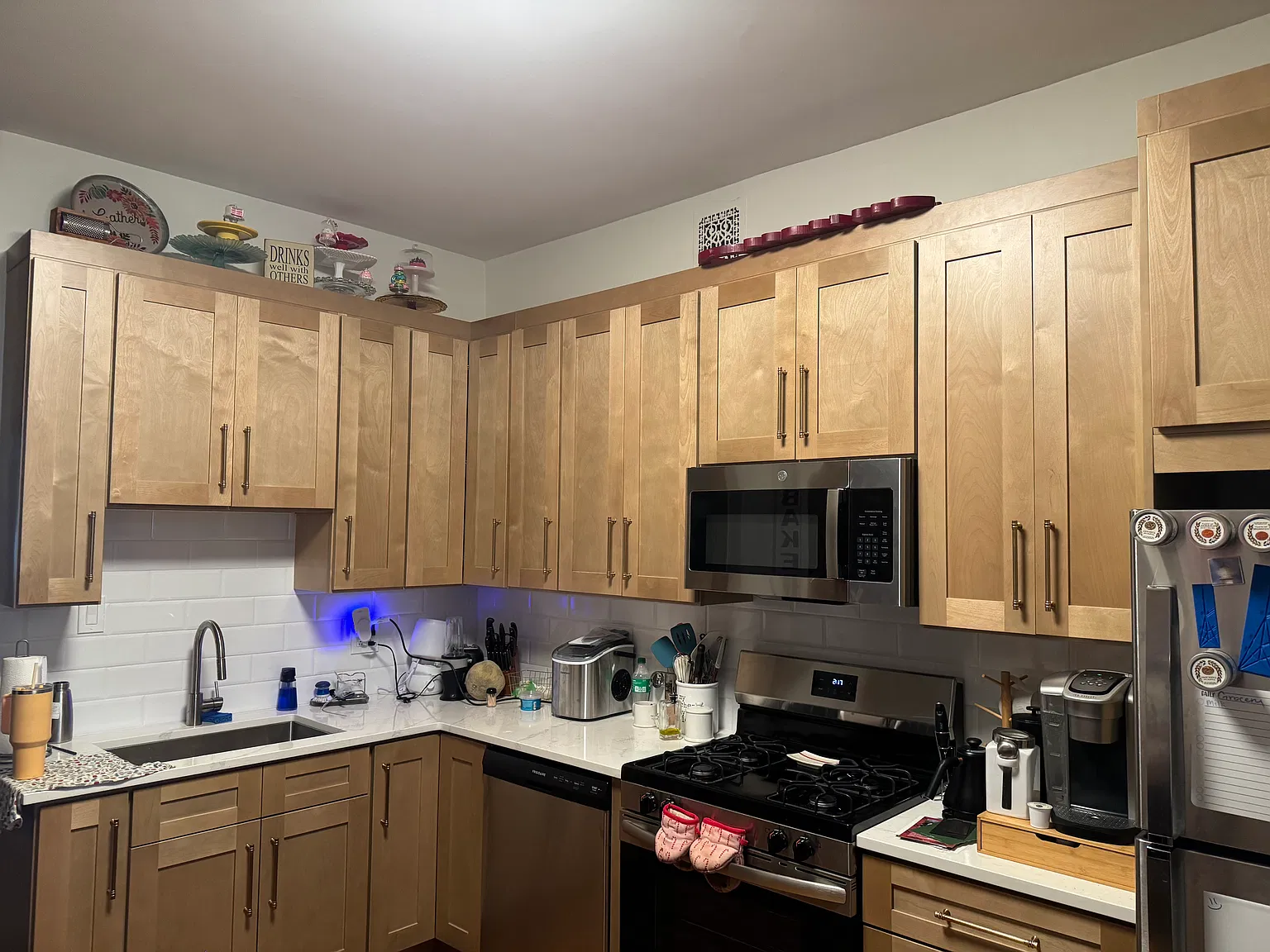 3 bed, 1275 sqft, $4,300 — Photo 4