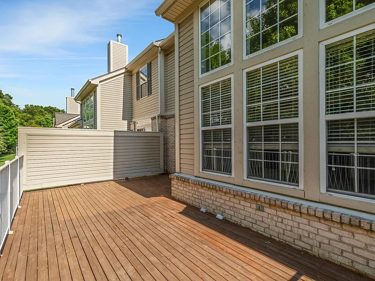 1341 Hollins Hall Ln — Photo 35
