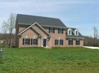 1521 Somerset Dr, Forest, VA 24551