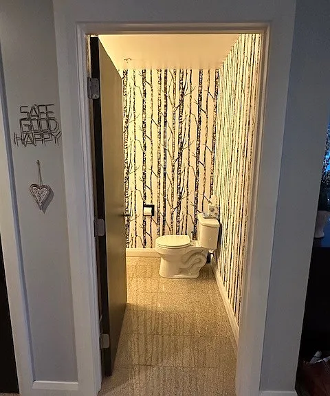 Powder room
